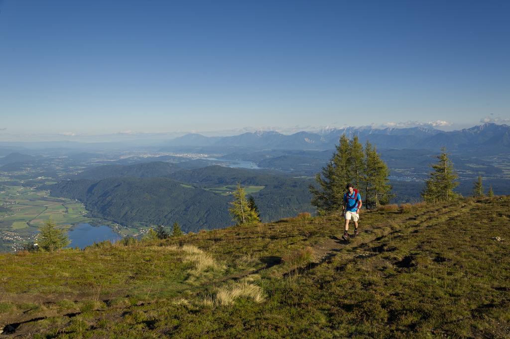 Landhaus Gailer Treffen Buitenkant foto